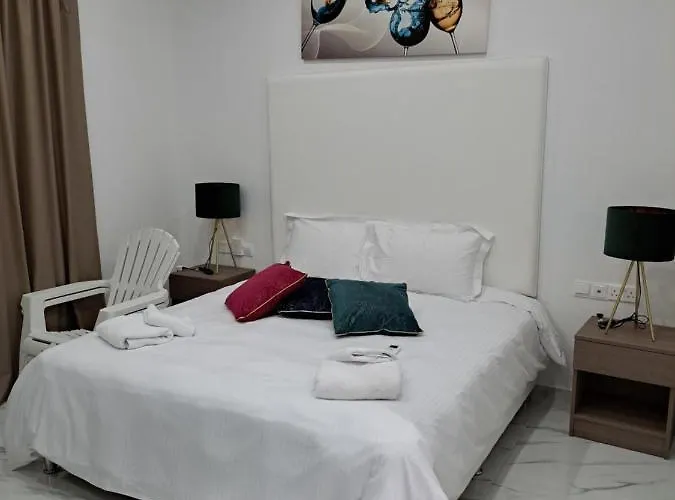 Vila Maxor Palace Protaras