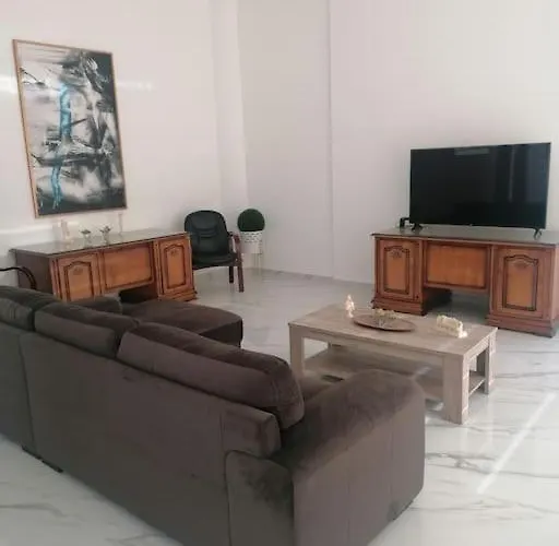 Vila Maxor Palace Protaras