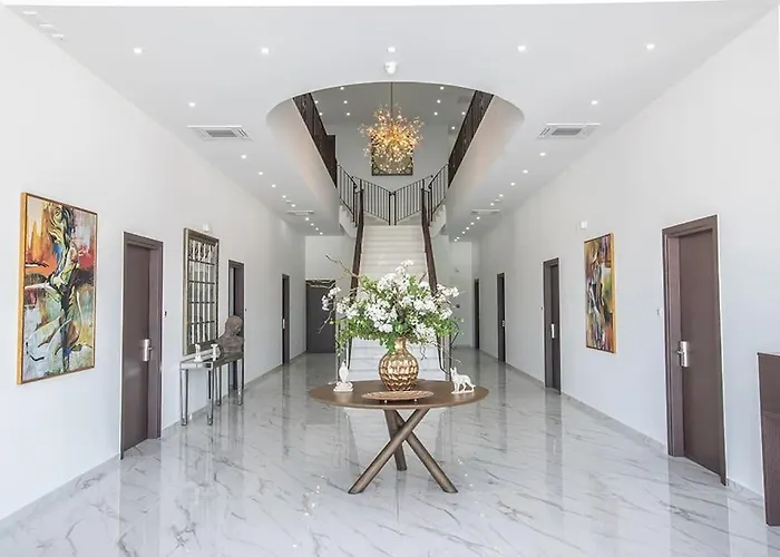 ヴィラ Maxor Palace プロタラス